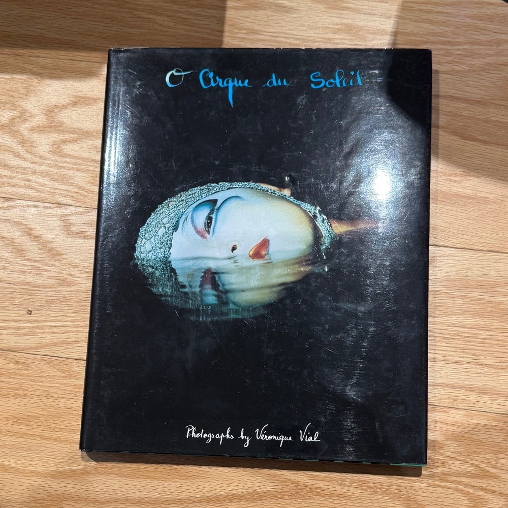'O' Cirque du Soleil at Bellagio | Rare & Out of Print | 136 Pages